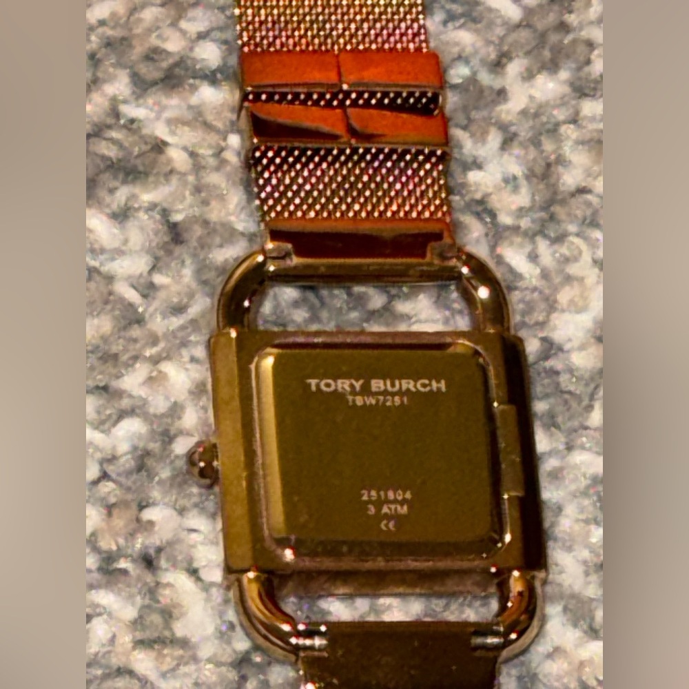 Tory Burch The Phipps Rose Gold Tone Watch - Picture 10 of 12